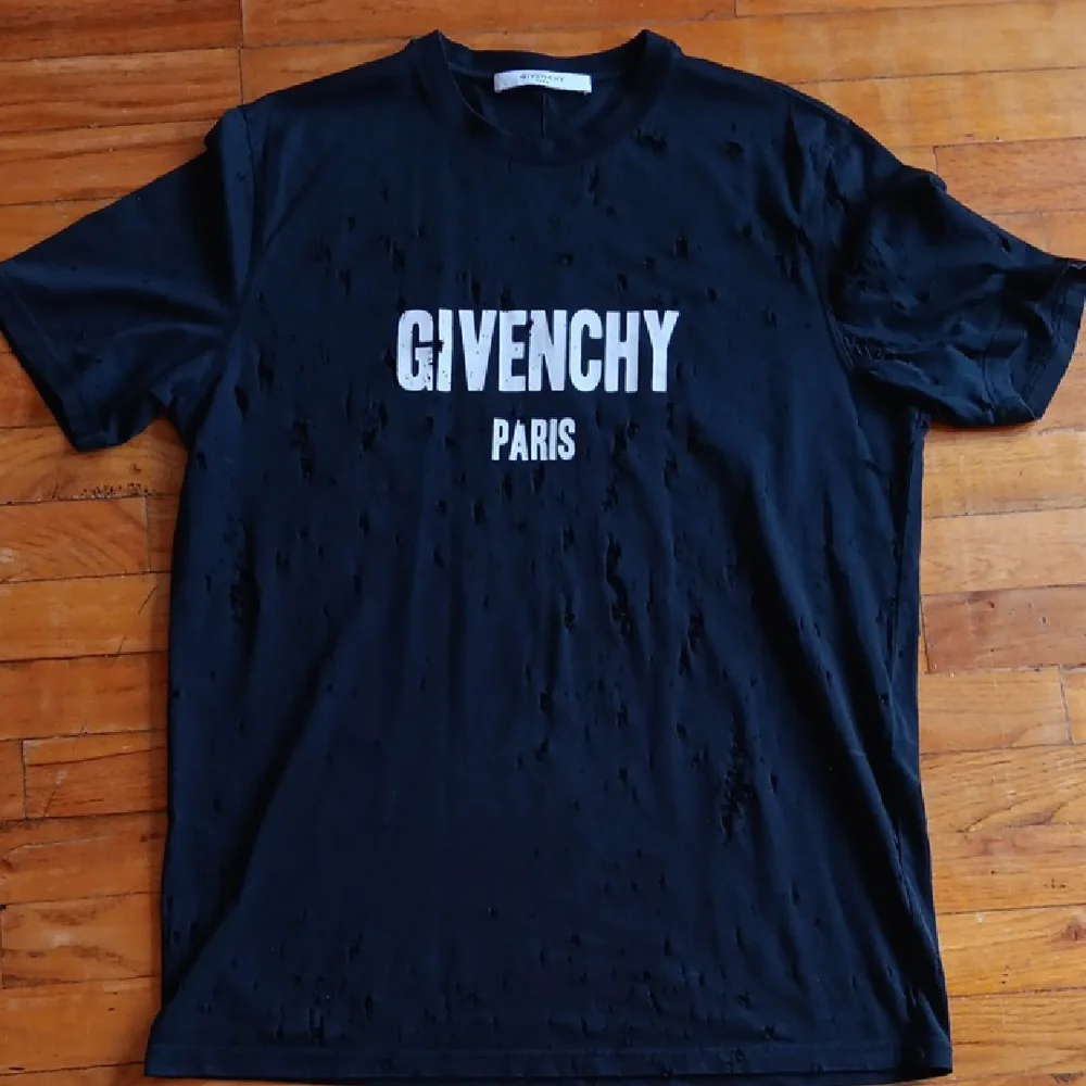 Givenchy Black Distressed Cotton Short Sleeve Tee Unisex XS EUC - Picture 2 of 6